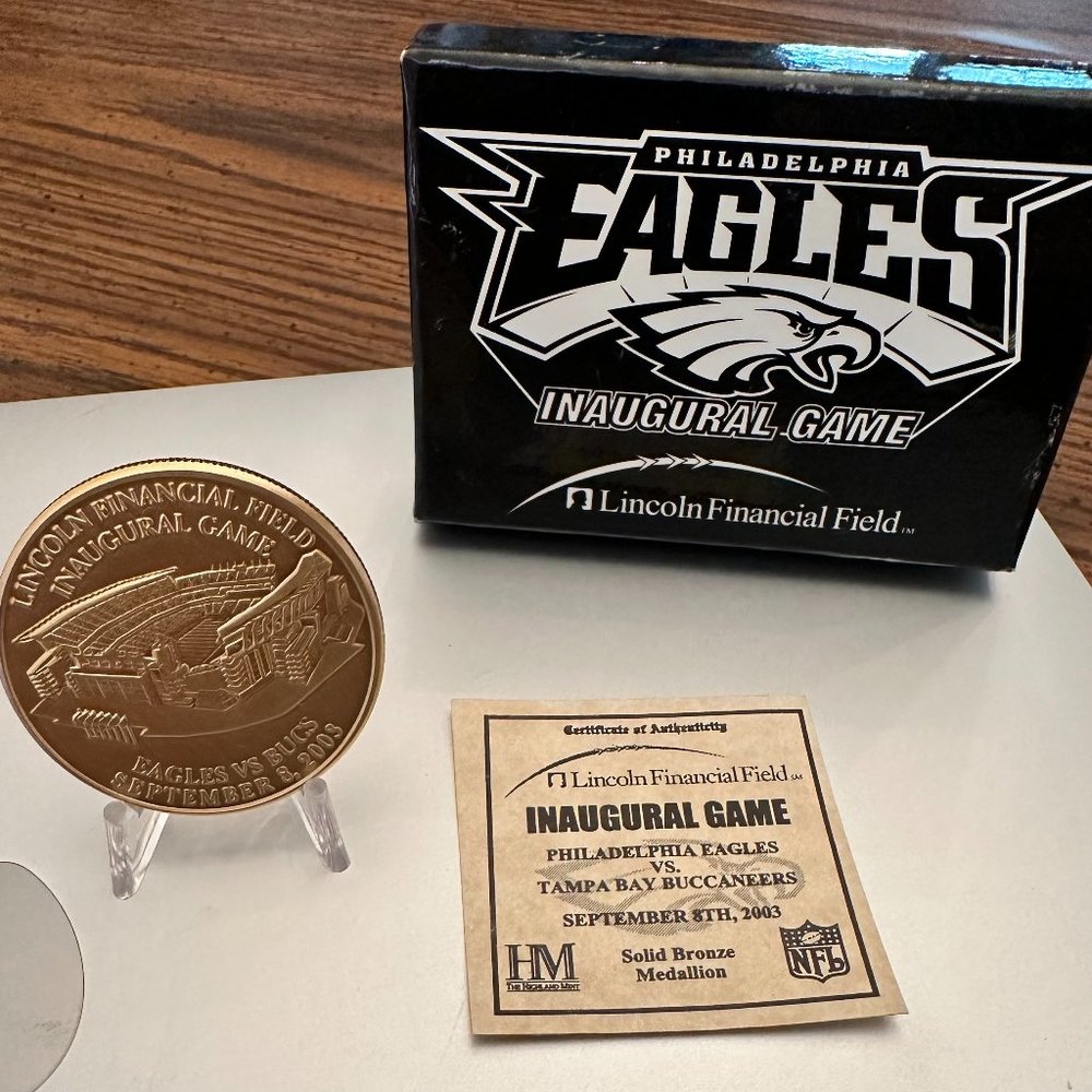 Philadelphia Eagles' Lincoln Financial Field Inaugural Season Commemorative Coin